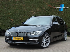 BMW 3-serie Touring - 320i Luxury Edition | Panoramadak | Camera | Headup | 18 inch