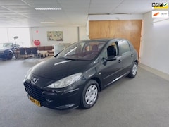 Peugeot 307 - 1.6-16V D.Sign Apk Nieuw, Airco, Cruise control, N.A.P, Parrot, Bluetooth, 5Deurs, Topstaa