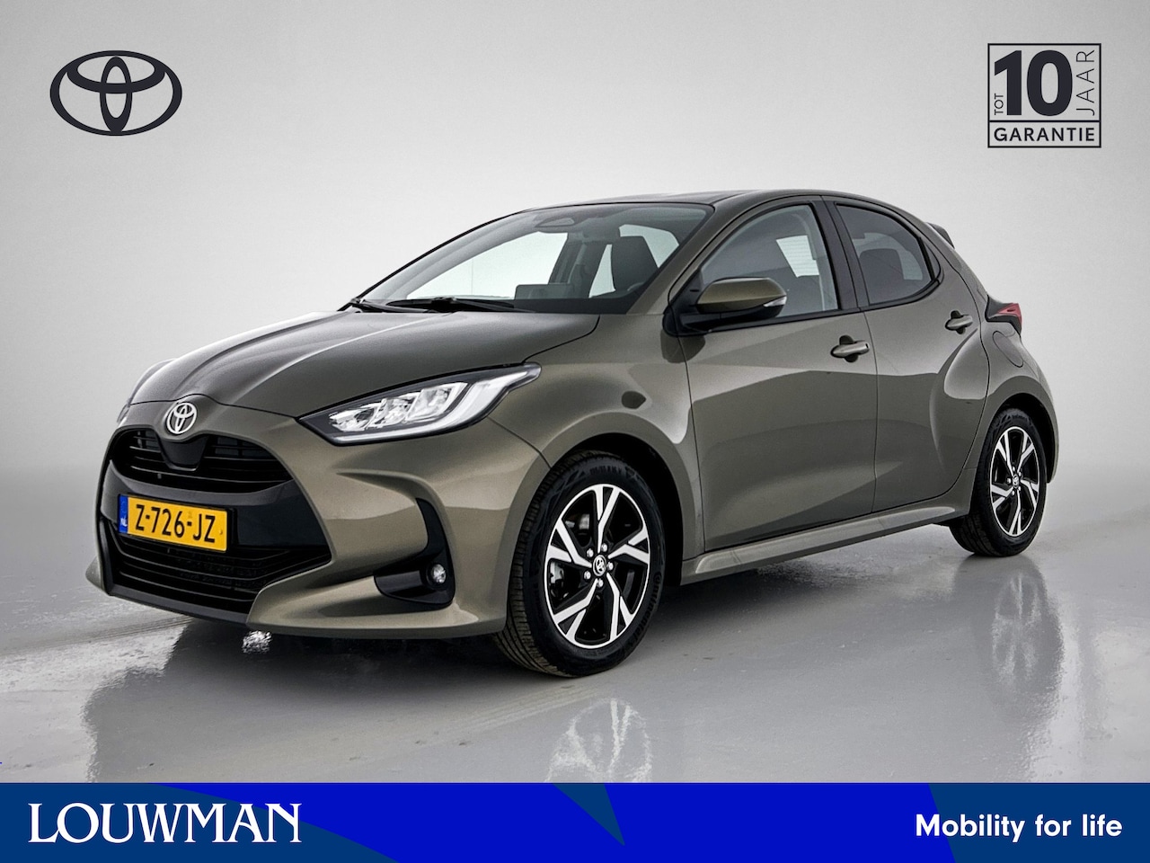 Toyota Yaris - Hybrid 115 First Edition | Navigatie | - AutoWereld.nl