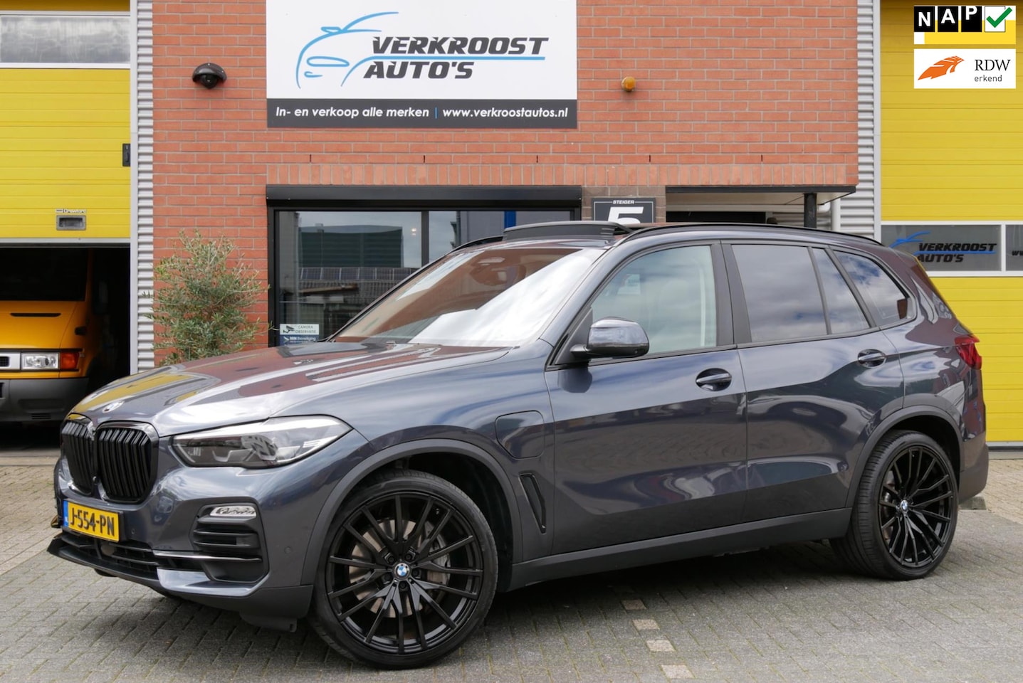 BMW X5 - XDrive45e High Executive pano. 360. stoelverk\verwarming. memory - AutoWereld.nl