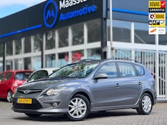 Hyundai i30 CW - 1.4i Volledig onderhouden Airco PDC Nieuw APK 2e eigenaar Trekhaak AUX LM velgen 4x elek.r
