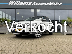 Volkswagen T-Roc - 1.5 TSI Active Cruise Control, Trekhaak & Stoelverwarming