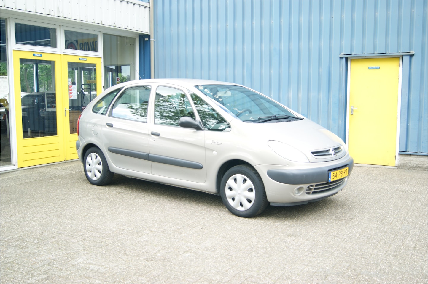 Citroën Xsara Picasso - 1.8i-16V Différence 2 1.8i-16V Différence 2, Airco/ECC, APK 02/2026!!! - AutoWereld.nl