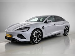 BYD SEAL - Design RWD 83 kWh | 19" LMV | 313 PK | Panorama dak | Stoel verwarming/ventilatie |