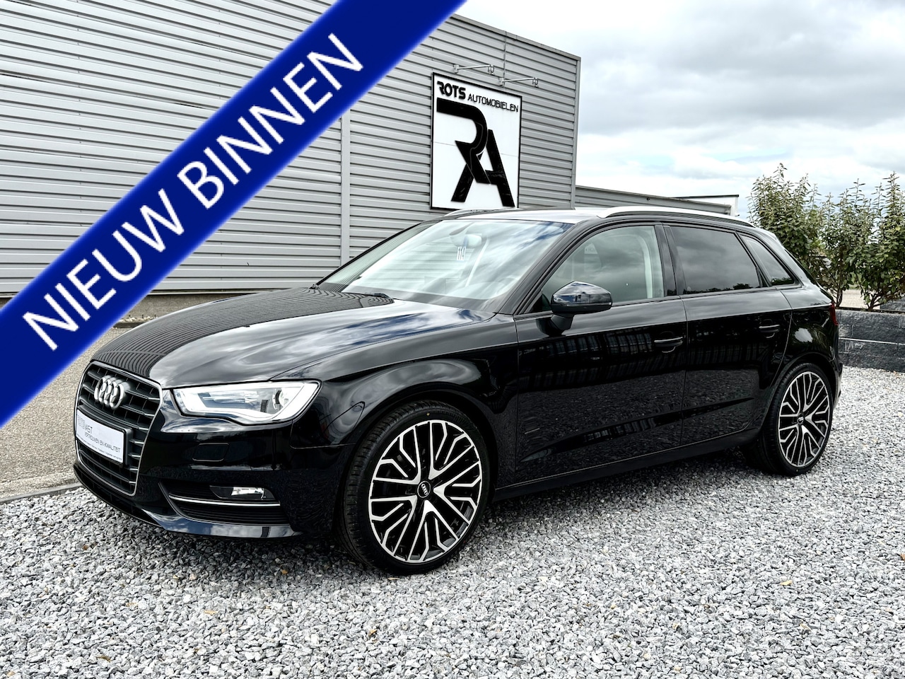 Audi A3 Sportback - 1.4 TFSI Ambiente Navi|Clima|Cruis|PDC Zwart - AutoWereld.nl