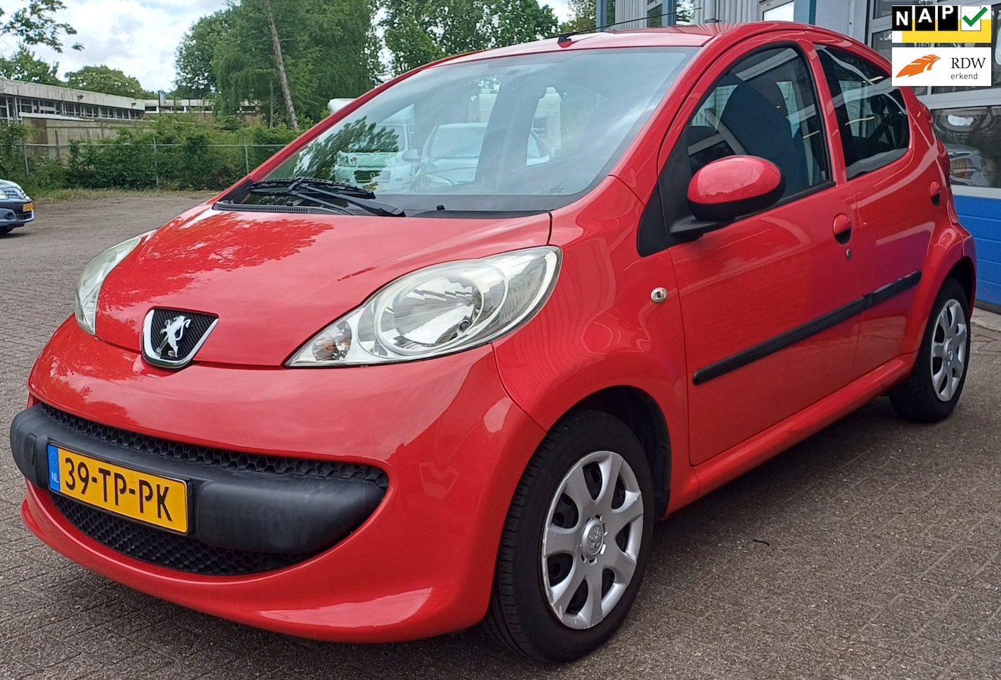 Peugeot 107 - 1.0-12V XS 1.0-12V XS - AutoWereld.nl