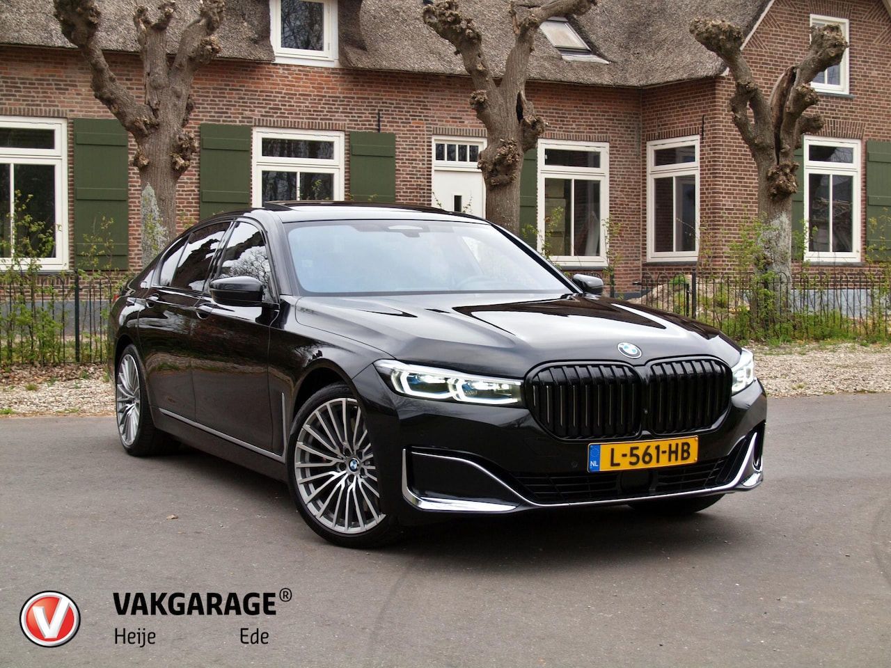 BMW 7-serie - 745e High Executive | Panoramadak | Harman Kardon | Camera | Head-up display | Sfeerverlic - AutoWereld.nl