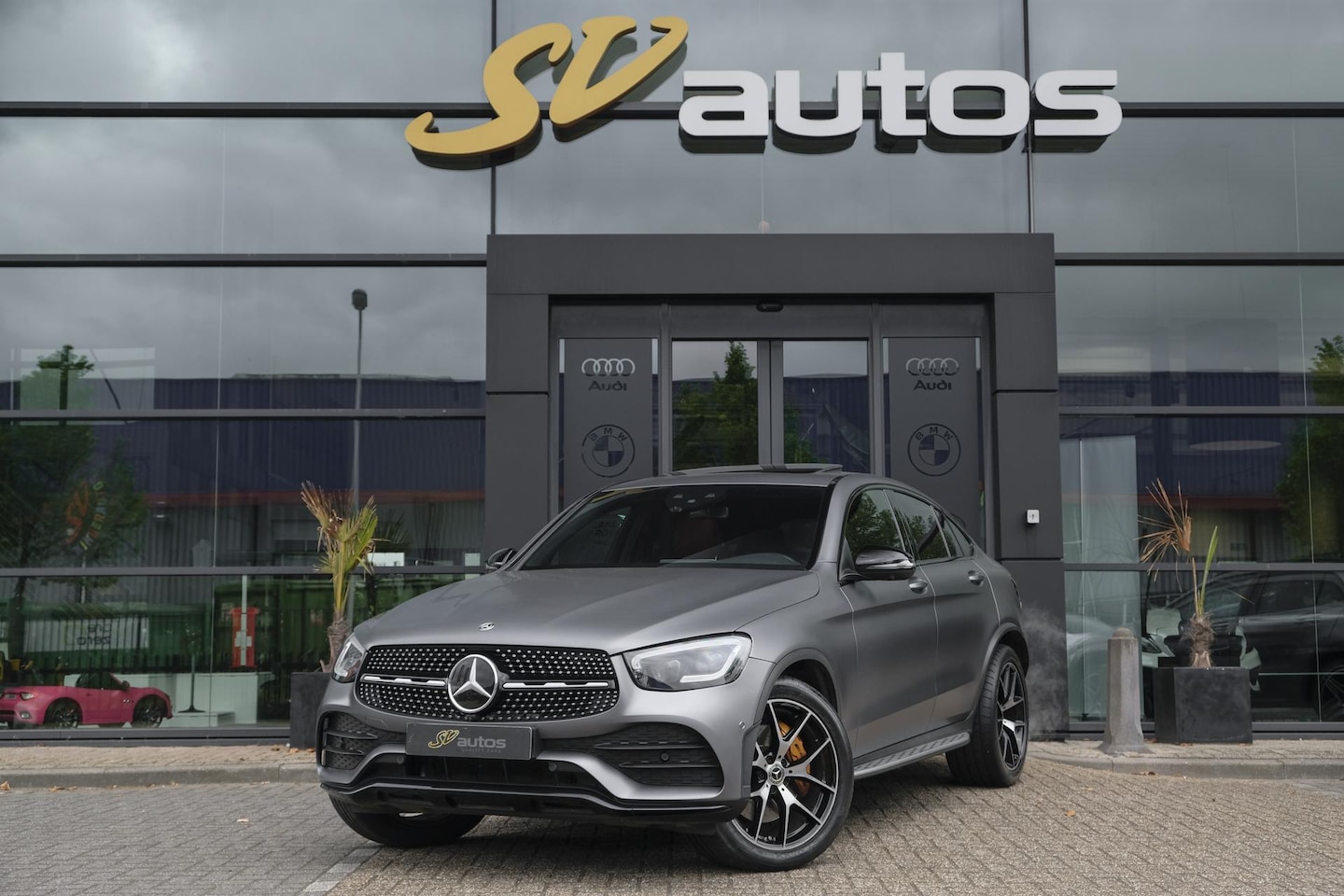 Mercedes-Benz GLC-klasse Coupé - GLC200 AMG 197pk Schuifdak Magno matgrijs Digital cockpit Burmester Distronic+ Multibeam l - AutoWereld.nl