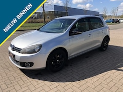 Volkswagen Golf - 1.2 TSI Style BlueM