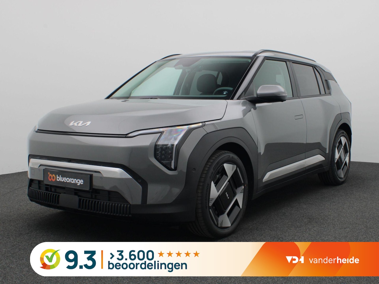 Kia EV3 - Plus Advanced 81.4 kWh 204PK warmtepomp, full led, adaptive cruise met travel assist, side - AutoWereld.nl