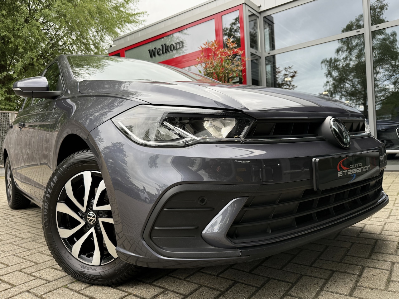 Volkswagen Polo - 1.0 TSI AUT. *!* NAVI/ VIRTUAL/ NAVI/ CARPLAY/ PRIVACY GLAS/ STOELVERWARMING *!* - AutoWereld.nl