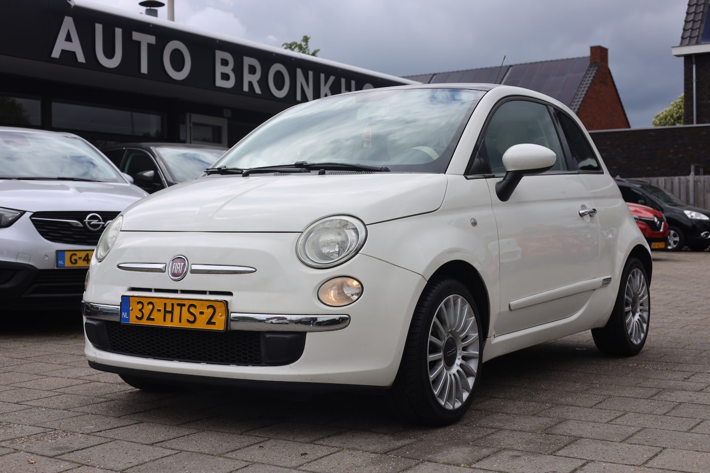 Fiat 500 - 1.2 LOUNGE | PANORAMADAK | AIRCO | APK - AutoWereld.nl