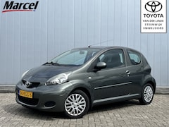 Toyota Aygo - 1.0-12V Aspiration Green Airco Cruise Lichtmetaal Alcantara