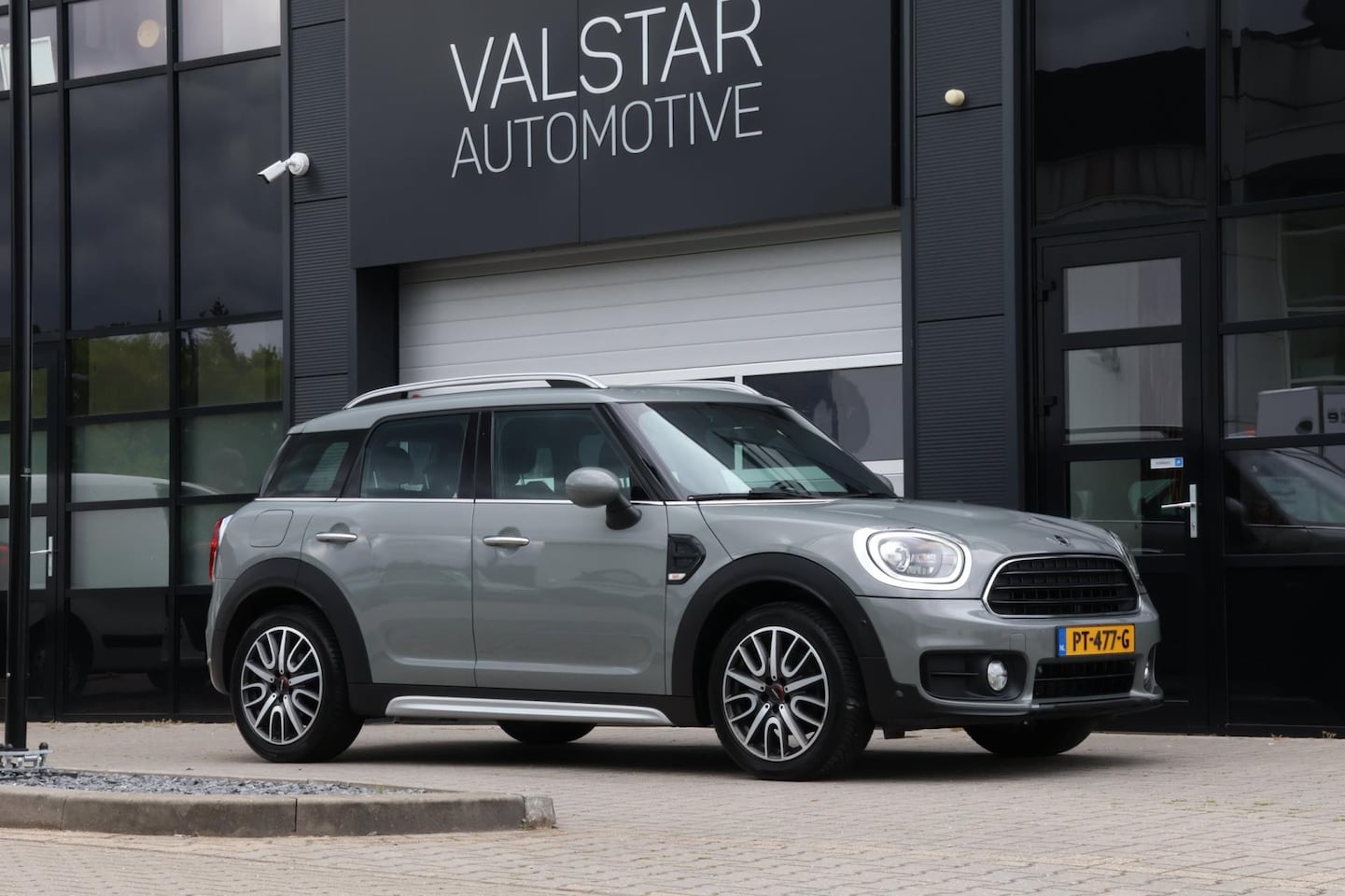 MINI Countryman - Mini 1.5 | JCW pakket | LED | Moonwalk grey! - AutoWereld.nl