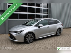Toyota Corolla Touring Sports - 1.8 Hybrid Business Plus 1e Eigenaar NL Auto