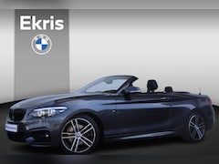 BMW 2-serie Cabrio - 220i High Executive Edition M Sportpakket/ Lederen bekleding/ Navigatiesysteem/ Elektrisch