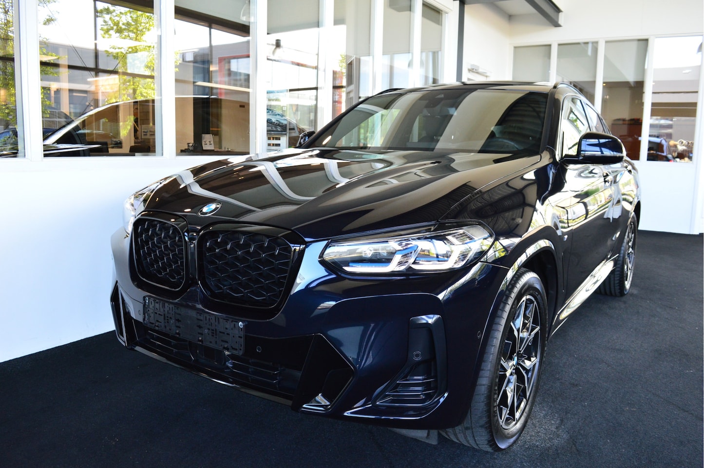 BMW X4 - xDrive30i M-Sportedition | Carbon zwart ! - AutoWereld.nl