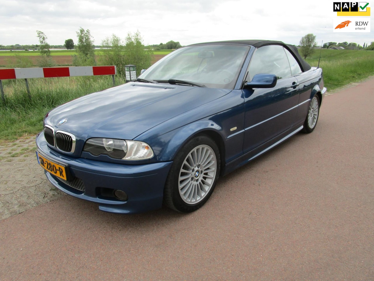BMW 3-serie Cabrio - 330Ci nieuwstaat en mooie optiesYONGTIMER - AutoWereld.nl