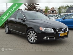 Volvo V70 - 1.6 T4 180pk Aut. Limited Edition | Leer | Navi