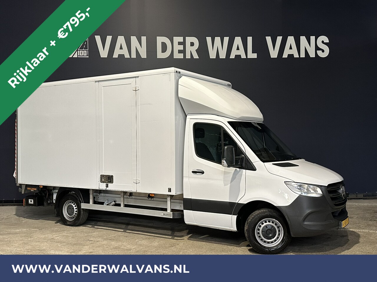 Mercedes-Benz Sprinter - 314 CDI 143pk Bakwagen 4.4m Lang Laadklep Zijdeur 975kg laadvermogen Euro6 RIJKLAAR Airco - AutoWereld.nl