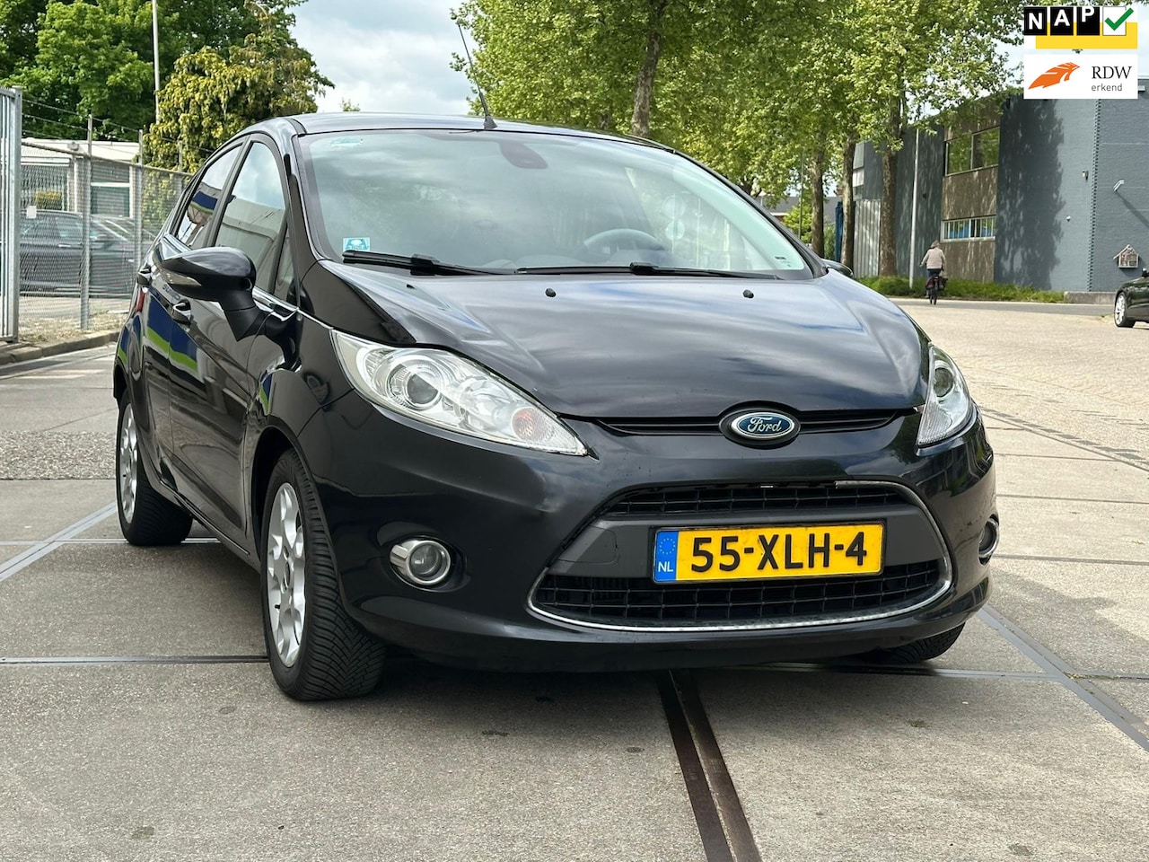 Ford Fiesta - 1.6 TDCi Titanium Leer/Airco/Cruise/PDC - AutoWereld.nl