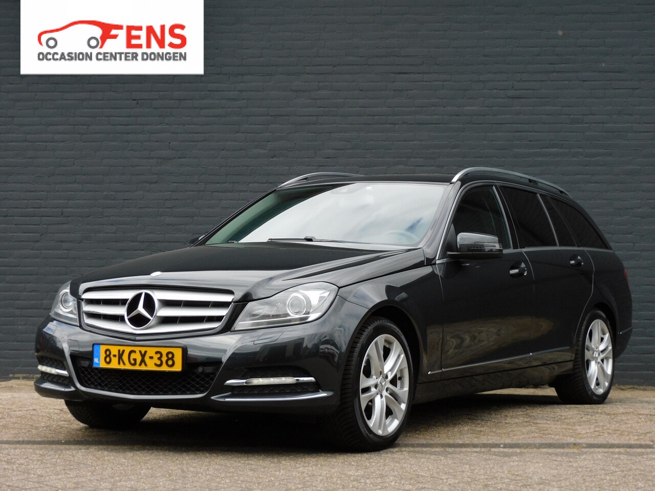 Mercedes-Benz C-klasse Estate - 180 AVANTGARDE TOPSTAAT! NAVI! STOELV! CRUISE! LM VELGEN! TREKHAAK! - AutoWereld.nl
