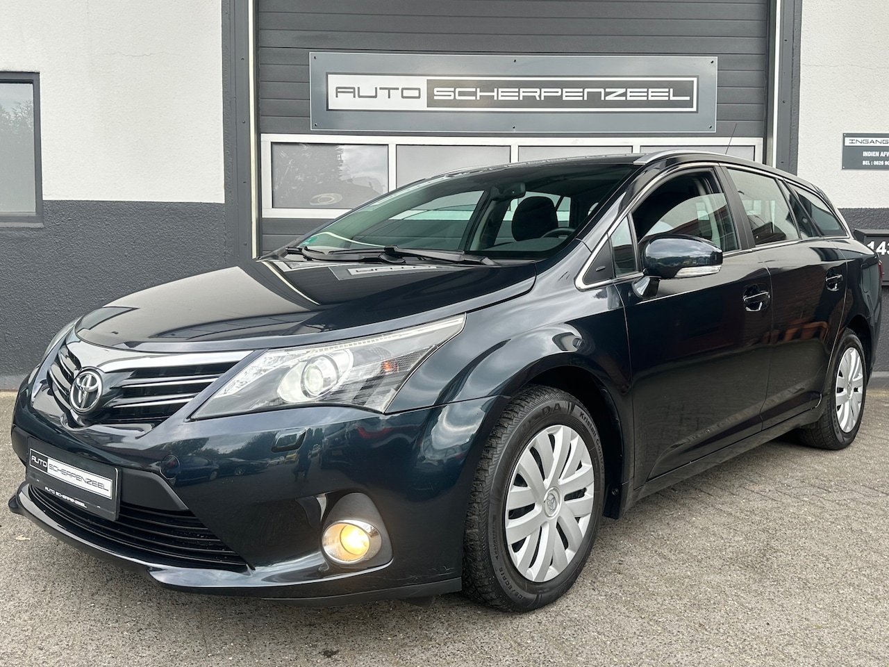 Toyota Avensis - VVTi Aspiration | AIRCO | NAVI | CAMERA | CC | - AutoWereld.nl