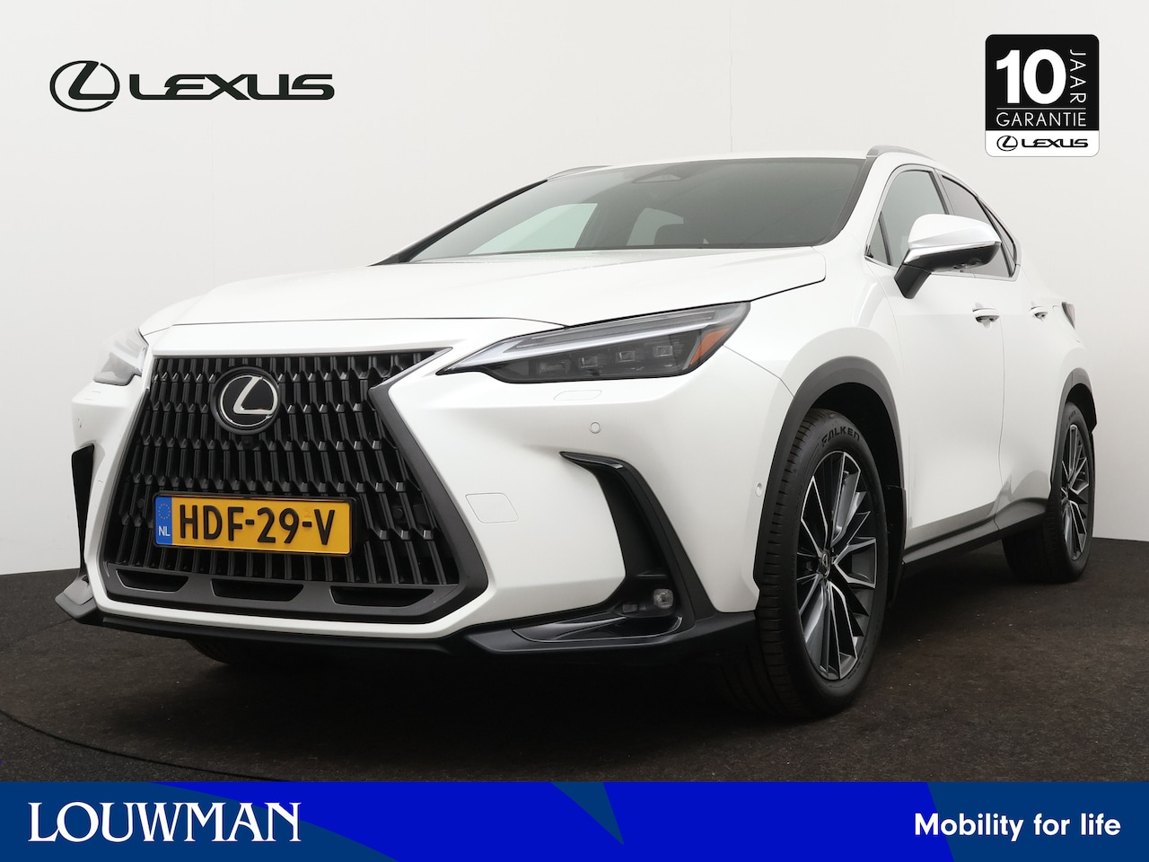 Lexus NX - 450h+ Executive Limited | 20" LM Velgen | Head-up Display | Stoeverwarming/-Verkoeling | S - AutoWereld.nl