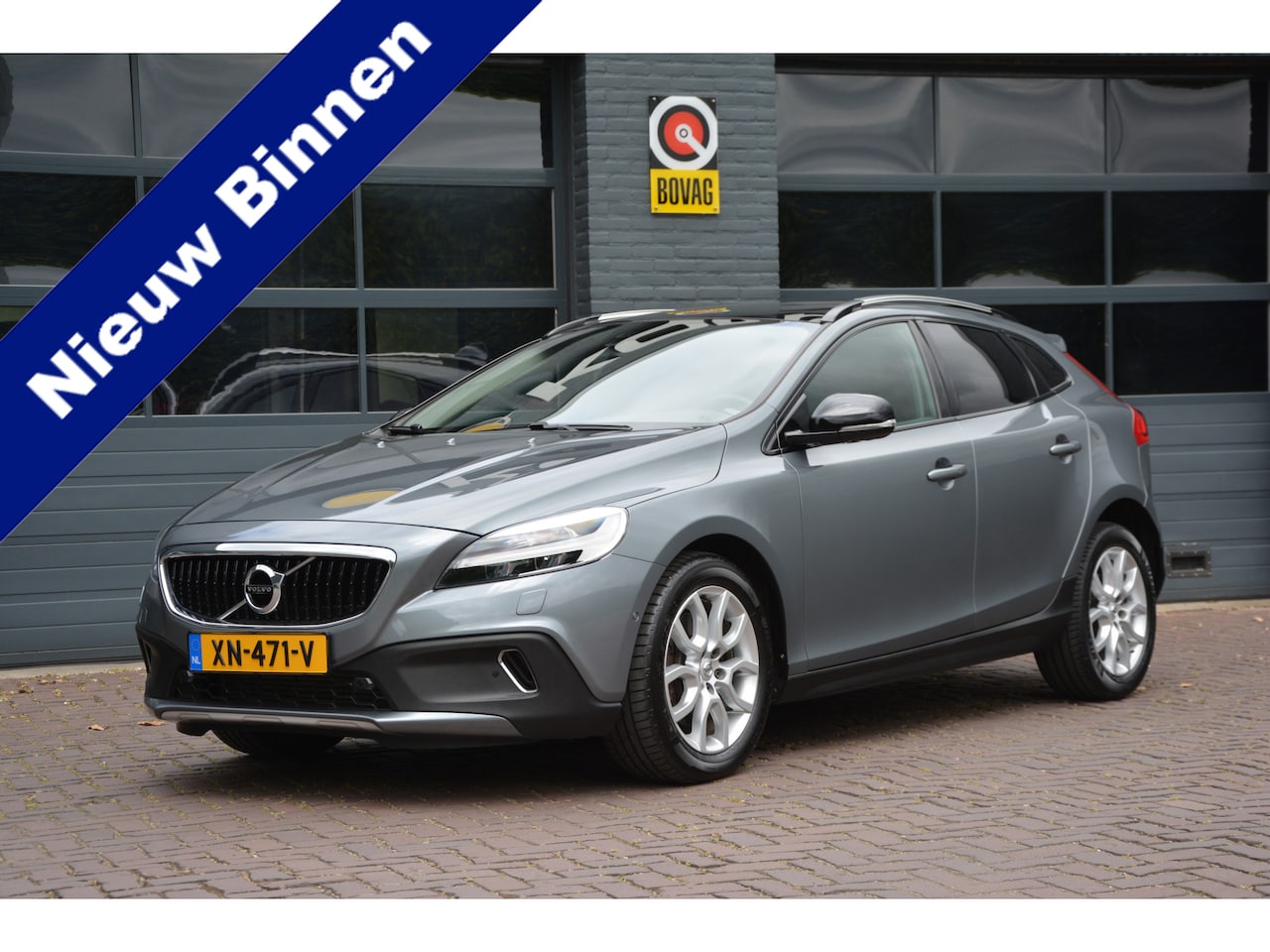 Volvo V40 Cross Country - 1.5 T3 Polar+ Luxury 1.5 T3 Polar+ Luxury - AutoWereld.nl