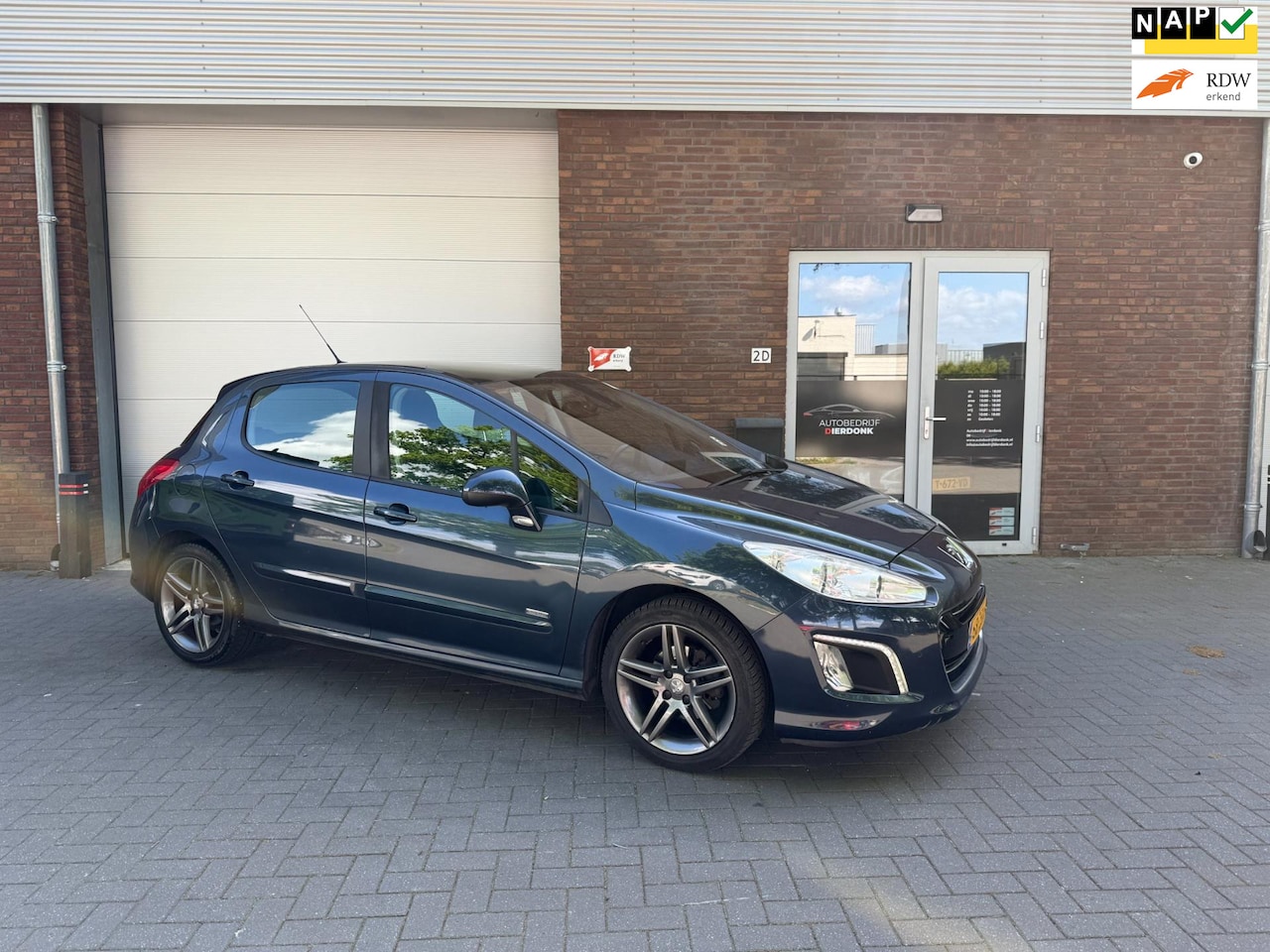 Peugeot 308 - 1.6 VTi Sportium|PANO|NAVI|NIEUWE APK - AutoWereld.nl