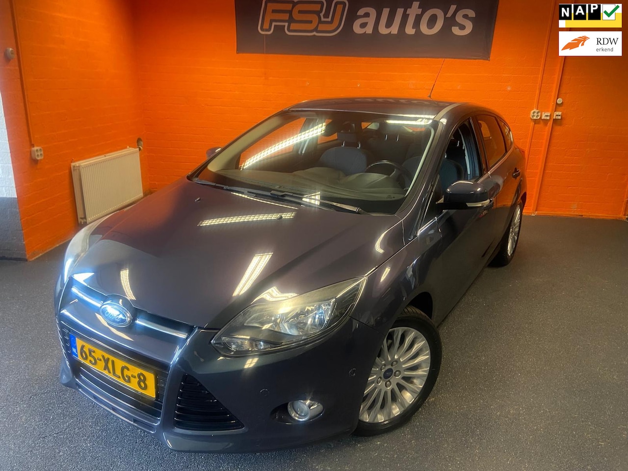 Ford Focus - 1.0 EcoBoost LEASE TITANIUM / TOPSTAAT!! / NAP - AutoWereld.nl
