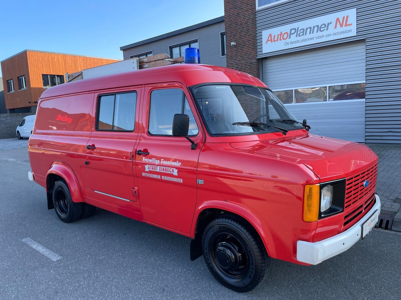 Ford Transit - MK2 2.0 Benzine! Ex-Brandweer! *15.475 KM!* - AutoWereld.nl