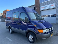 Iveco Daily - 29 L 2.3 Btw Vrij Invalidelift Nieuwe APK