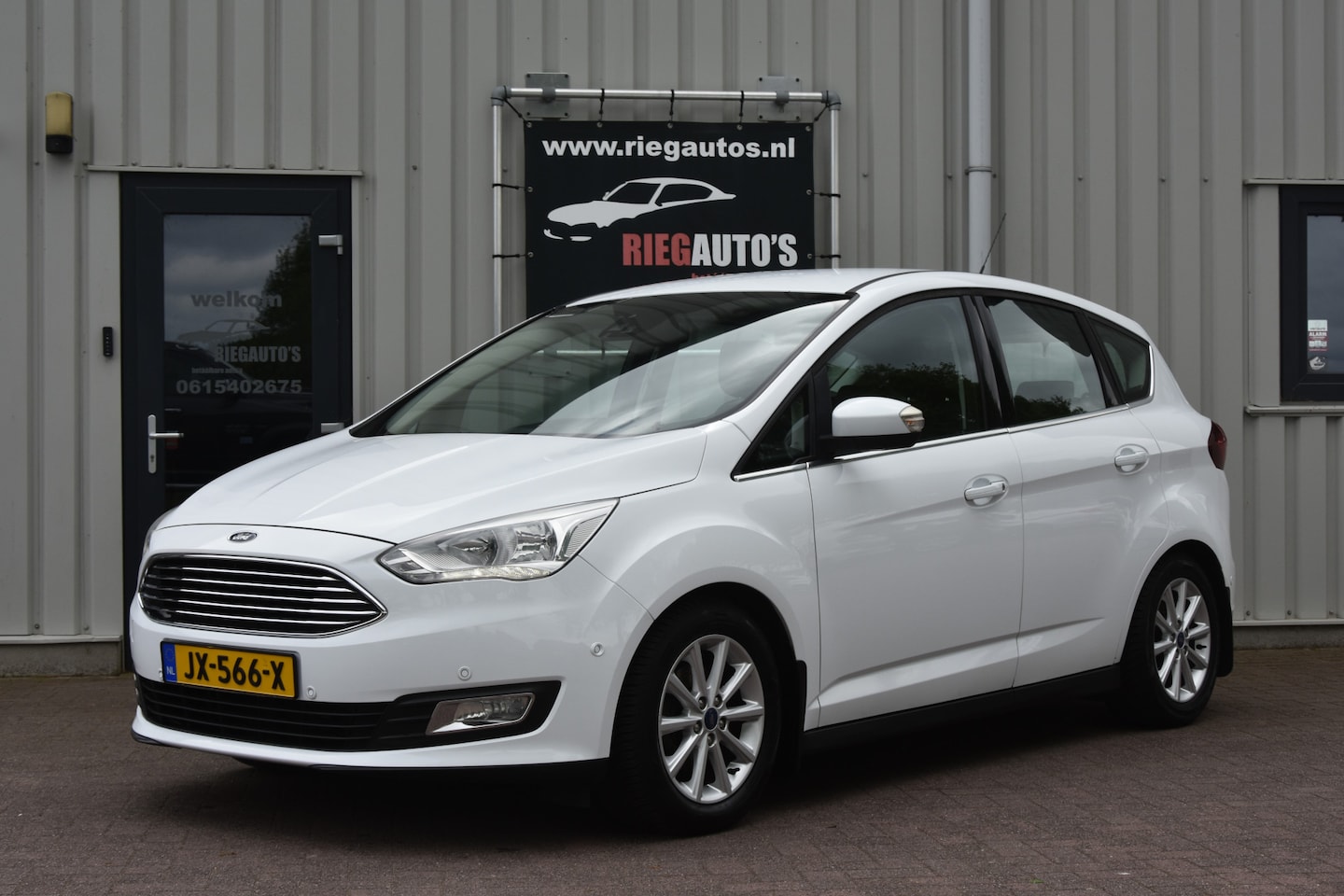 Ford C-Max - 1.0 Titanium. Trekhaak, PDC, Cruise, 6 Versnellingen!! - AutoWereld.nl