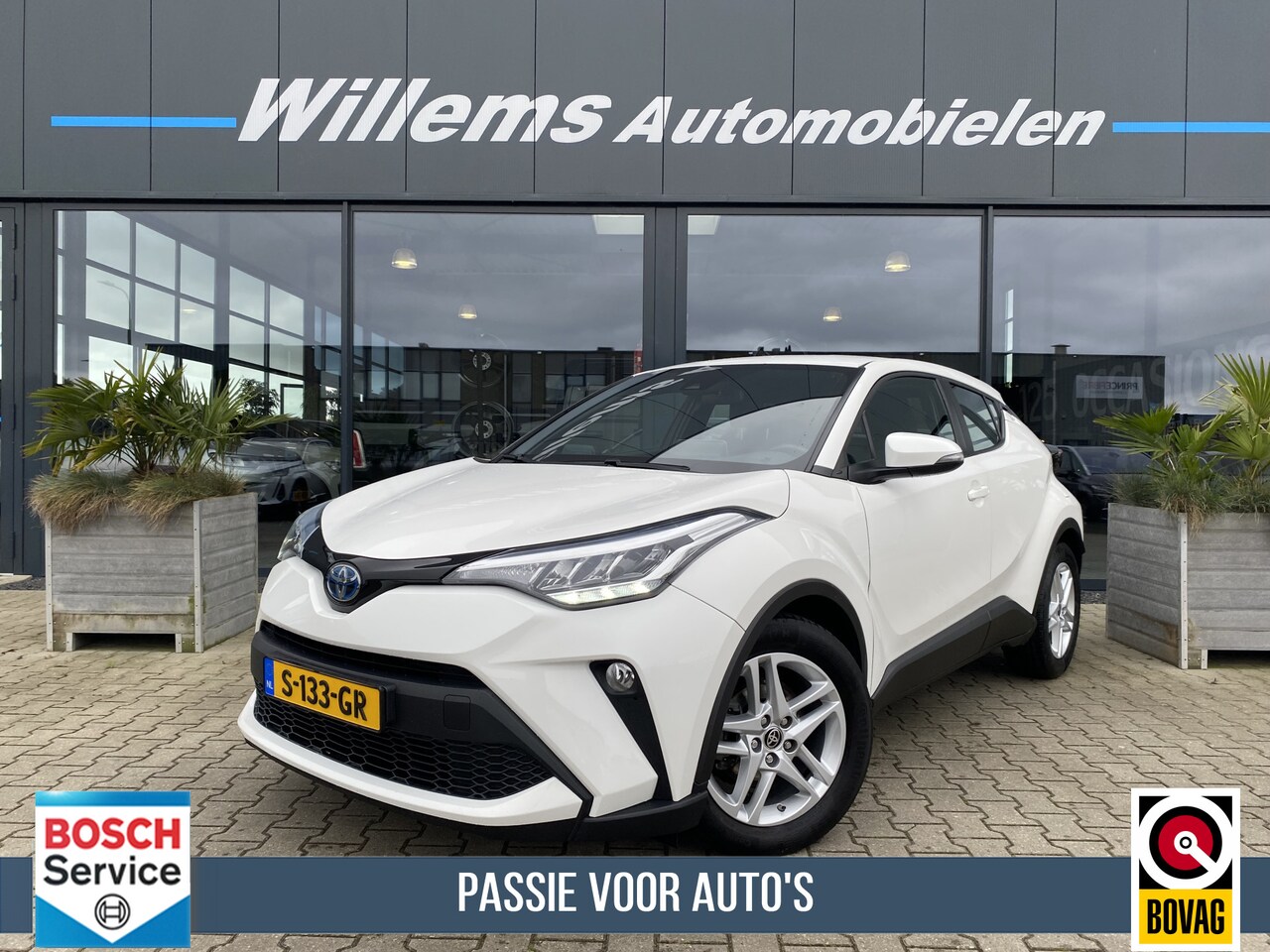 Toyota C-HR - 1.8 Hybrid Active Adaptive Cruise, App-Connect & Camera - AutoWereld.nl