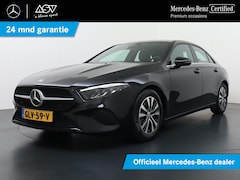Mercedes-Benz A-klasse - 180 Star Edition | Voorstoelen Verwarmd | Grootlicht Assistent | DAB+ Radio | Achteruitrij