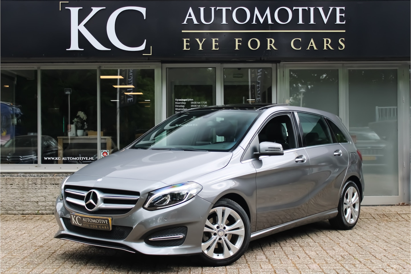 Mercedes-Benz B-klasse - 180 Prestige | Pano | Sfeer | - AutoWereld.nl