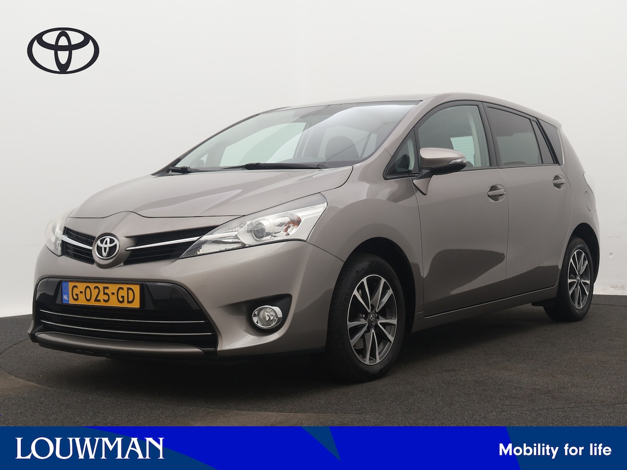 Toyota Verso - 1.6 VVT-i Business Limited 1.6 VVT-i Business Limited - AutoWereld.nl