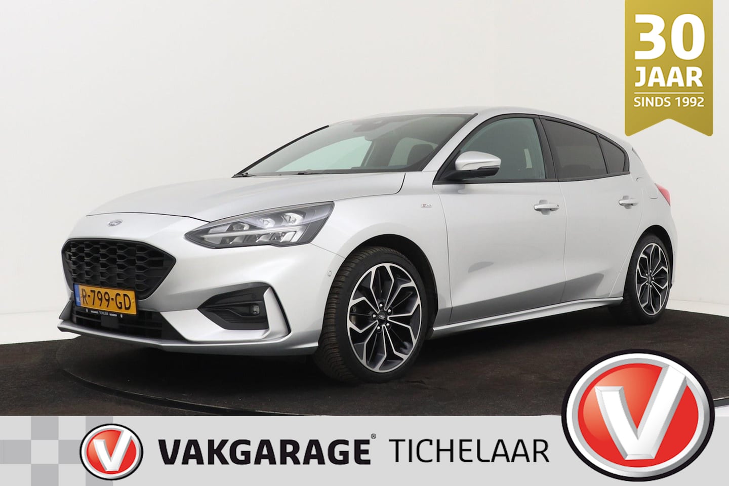 Ford Focus - 1.0 ST-Line | Automaat | Winter Pakket | CarPlay | Camera | LED | - AutoWereld.nl