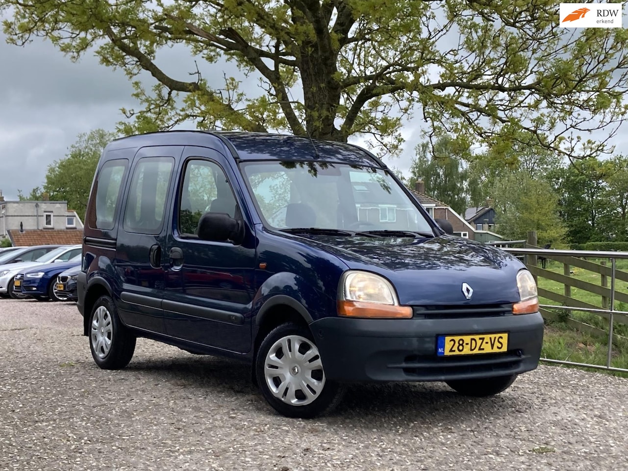 Renault Kangoo - 1.4 RTE | INVALIDE VERVOER | ROLSTOEL nu €3.975,-!! - AutoWereld.nl