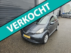 Toyota Aygo - 1.0-12V +