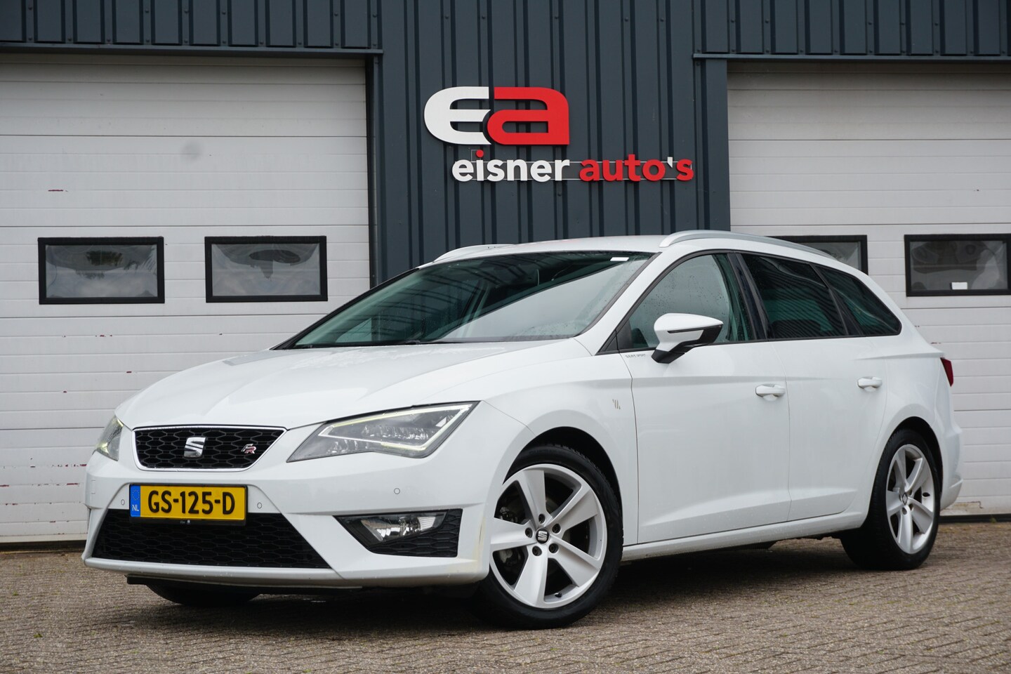 Seat Leon ST - 1.4 TSI 150 PK FR Connect | CAMERA | TREKHAAK | FULL LED | - AutoWereld.nl
