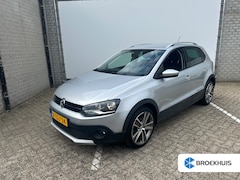 Volkswagen Polo - 1.2 TSI Cross | Audio-navigatiesysteem | Extra getint glas | Lichtmetalen velgen 17"