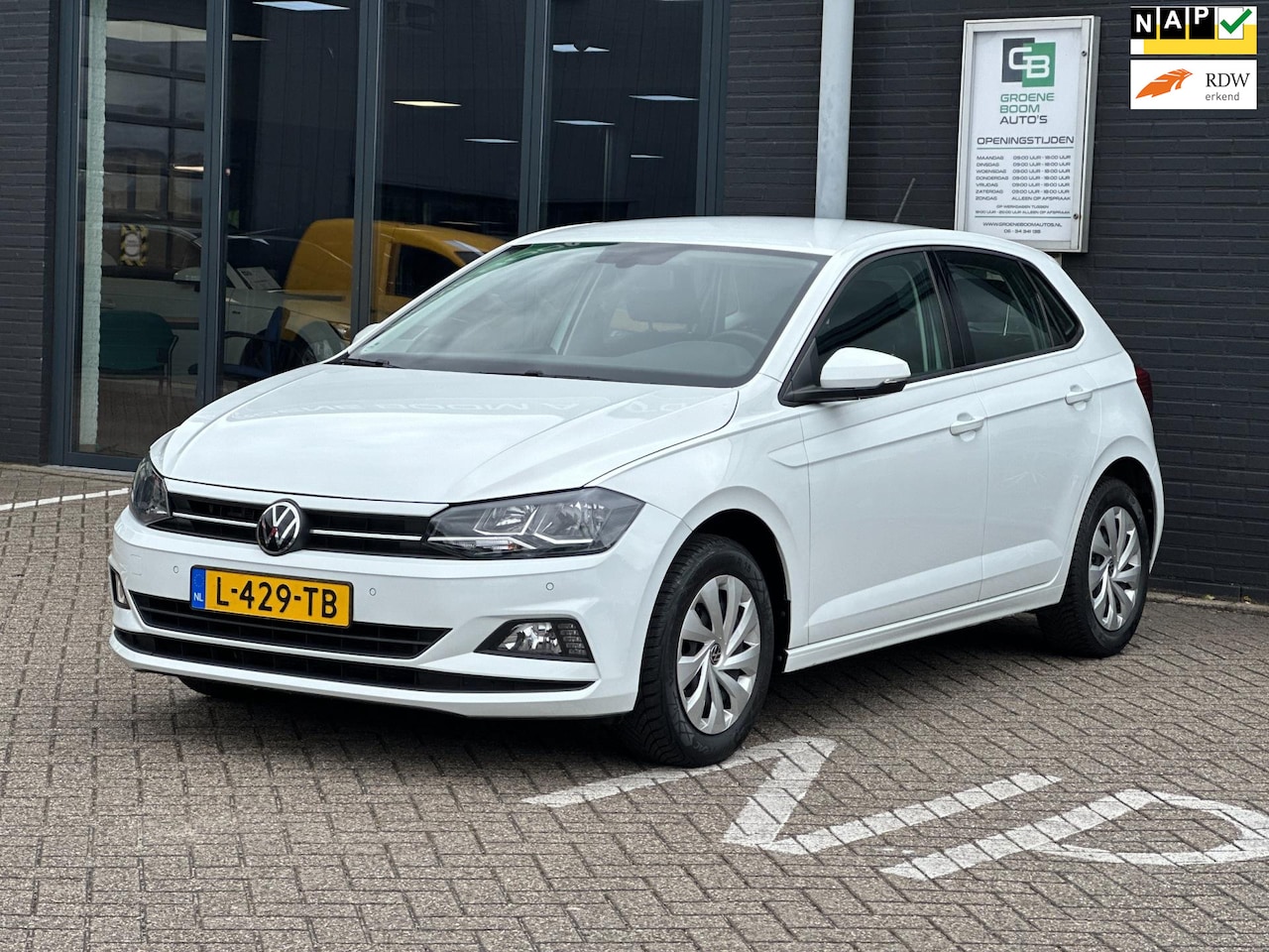 Volkswagen Polo - 1.0 TSI Comfortline Business/CARPLAY/PARKEERSENSOR/NAVI/NL-AUTO NAP!! - AutoWereld.nl