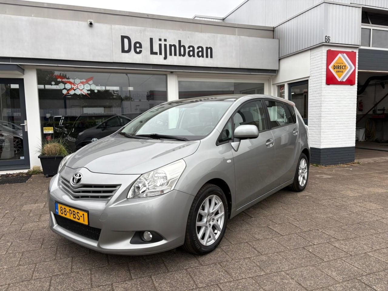 Toyota Verso - 1.8 VVT-i Business 1.8 VVT-i Business - AutoWereld.nl