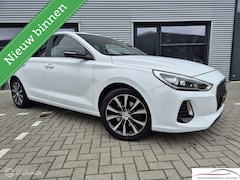 Hyundai i30 - 1.4 T-GDI 17" CAMERA NAVI XENON PDC