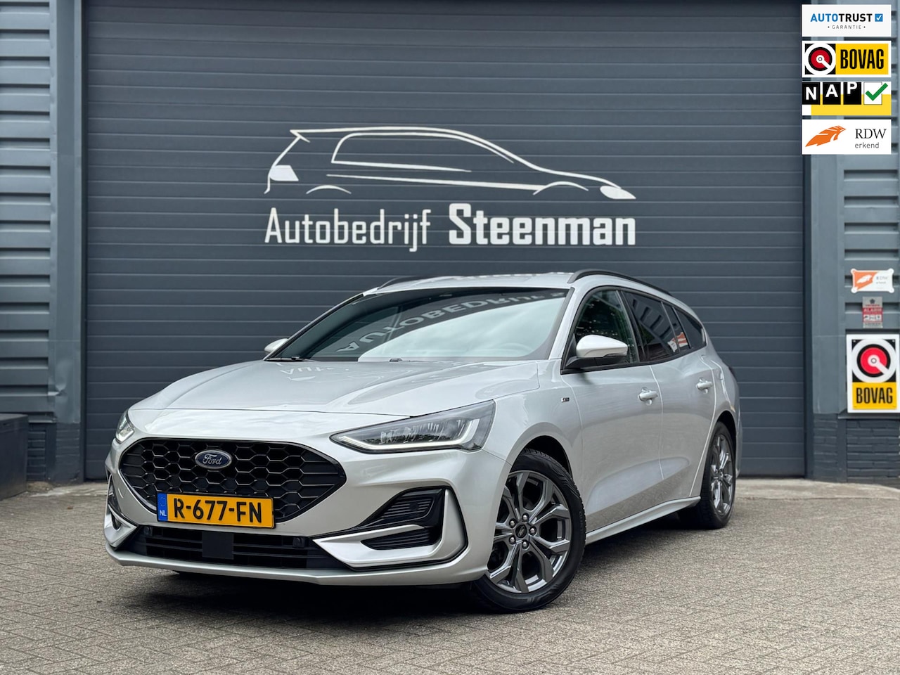 Ford Focus Wagon - 1.0 EcoBoost Hybrid ST-Line | Groot scherm - AutoWereld.nl
