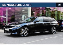 BMW 3-serie Touring - 330e High Executive M Sport Automaat / Panoramadak / Trekhaak / Comfort Access / Sportstoe