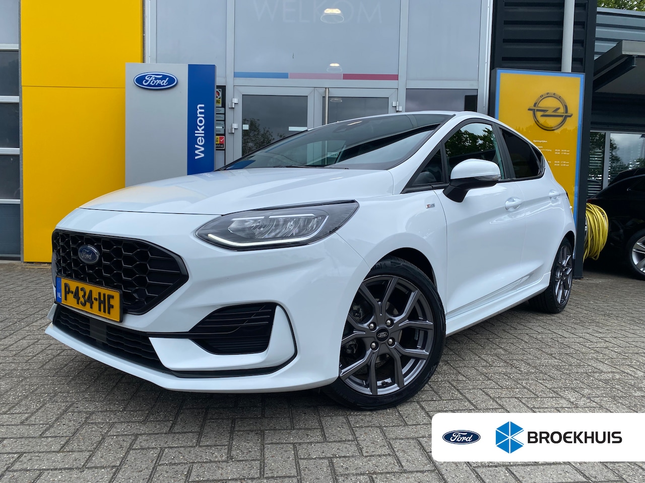 Ford Fiesta - 125PK EcoBoost Hybrid ST-Line | STOEL/STUUR&VOORRUITVERWARMING| LED KOPLAMPEN| CLIMATE CON - AutoWereld.nl