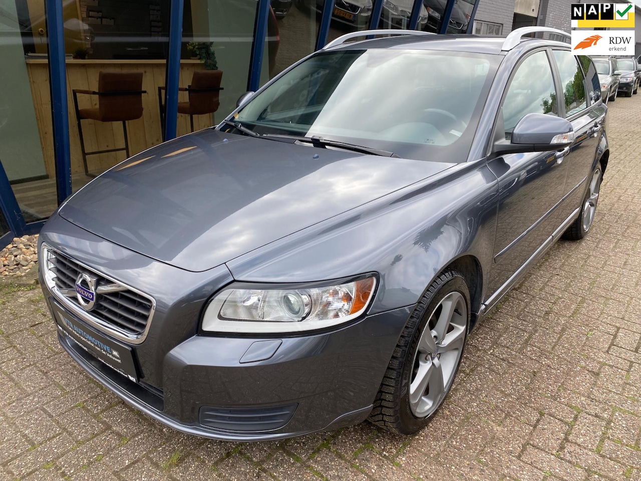 Volvo V50 - 2.0 Business Edition 2.0 145PK Business Edition - AutoWereld.nl